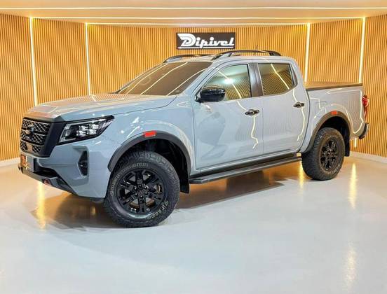 NISSAN FRONTIER 2.3 16V TURBO DIESEL PRO4X CD 4X4 AUTOMÁTICO